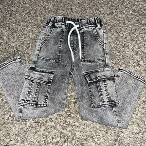 SHEIN Kids Gray Cargo Jeans